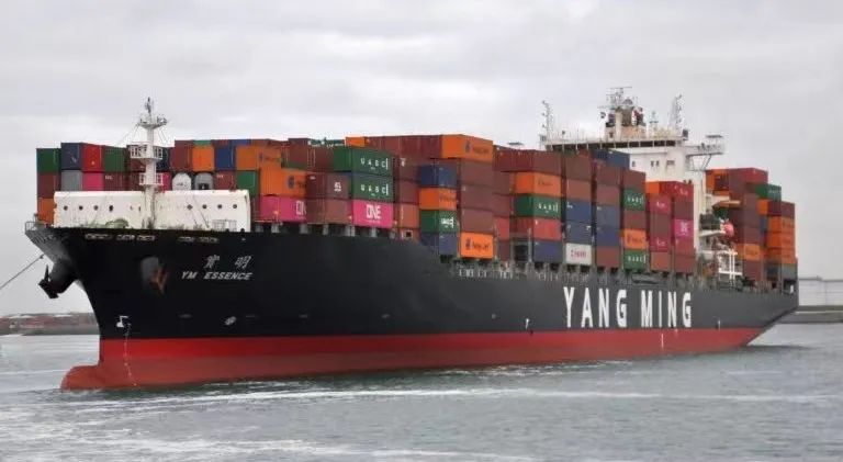 一艘从中国出发的集装箱船有船员确诊，船期延误！